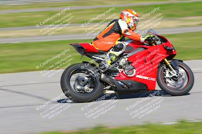 media/Jan-20-2023-Fastrack Riders (Fri) [[f2ad32aba3]]/Level 3/session 4 turn 6/